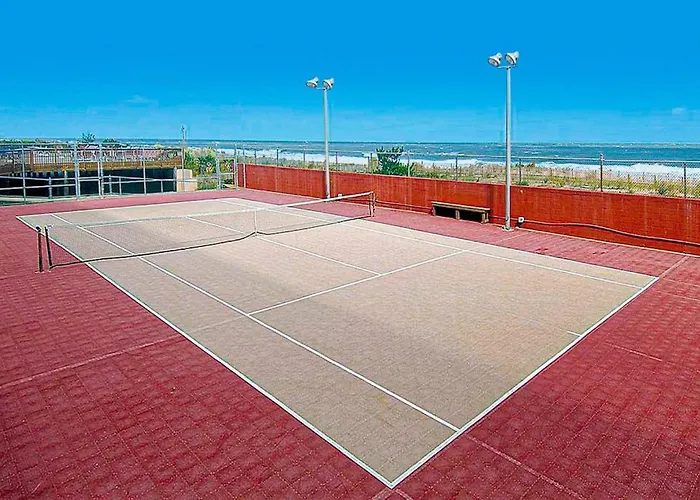 Holiday home Oceanfront Escape With Access Pools Sauna Tennis & Fitness
